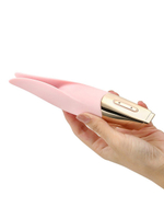 Нежно-розовый мини-вибратор с раздвоенным кончиком - 12,3 см. (Цвет: нежно-розовый)