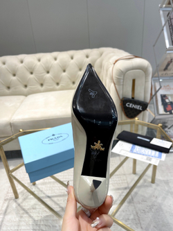 Prada Pumps