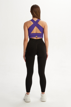 Топ с контрастным принтом