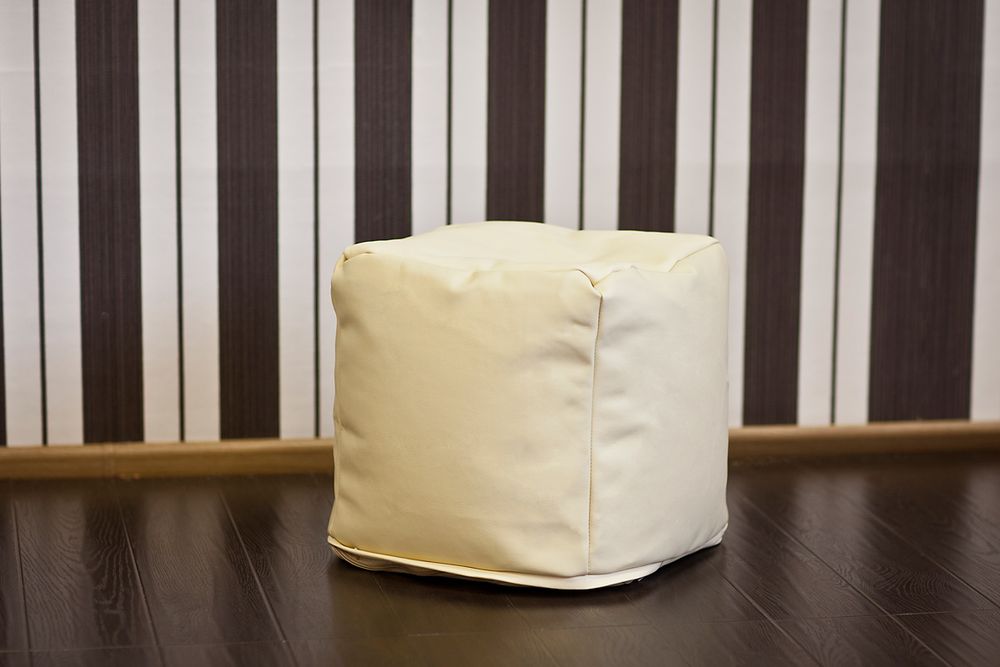 Пуфик Куб Светло-Бежевый ЭкоКожа (Классический)