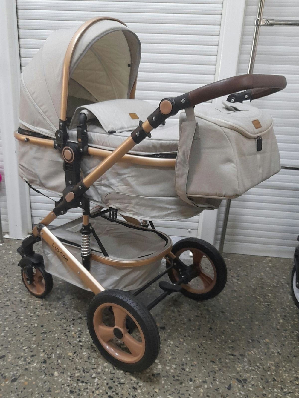 Детская коляска Luxmom 518 3в1 (светло-бежевый)