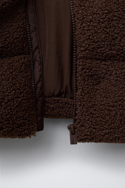 ZARA КУРТКА ИЗ ИСКУССТВЕННОЙ ОВЧИНЫ, ШОКОЛАДНЫЙ