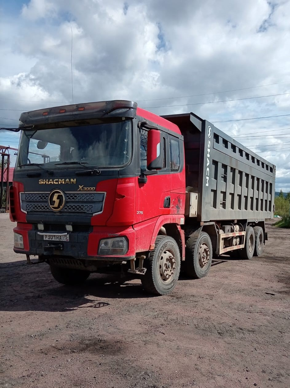 Shacman (Shaanxi) SX* 8x4 Самосвал SX33186T366 (Дизельный, 11,6 л, 369 л.с., МТ)