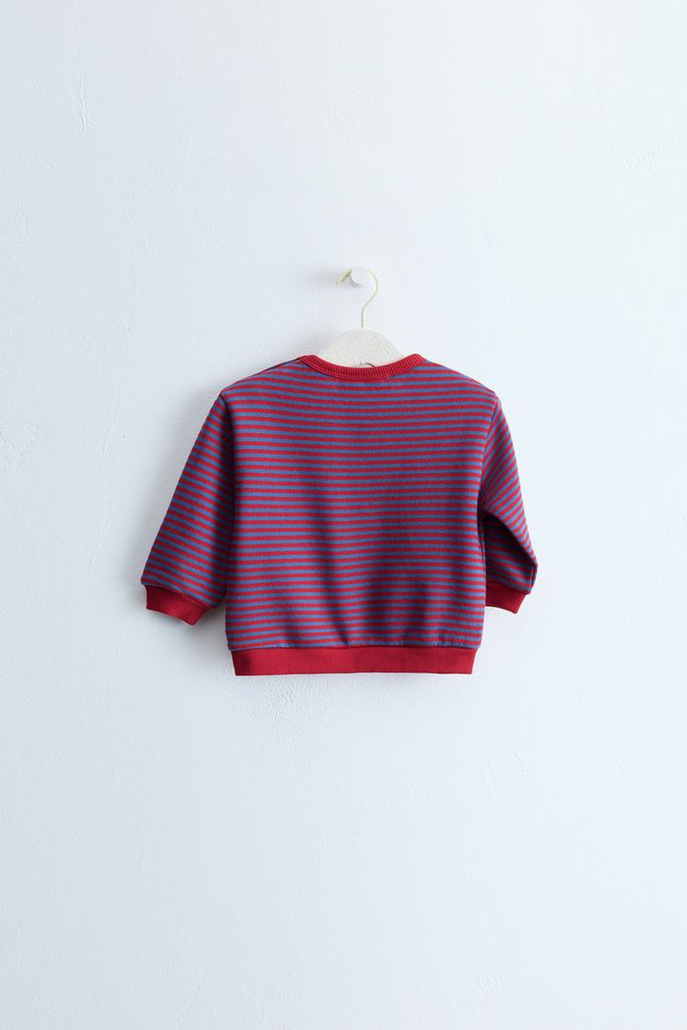 ZARA TIMELESS — ТОЛСТОВКА В ПОЛОСКУ, КРАСНЫЙ