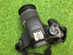 Canon 550D kit 18-55mm 3.5-5.6 IS 40.000 кадров