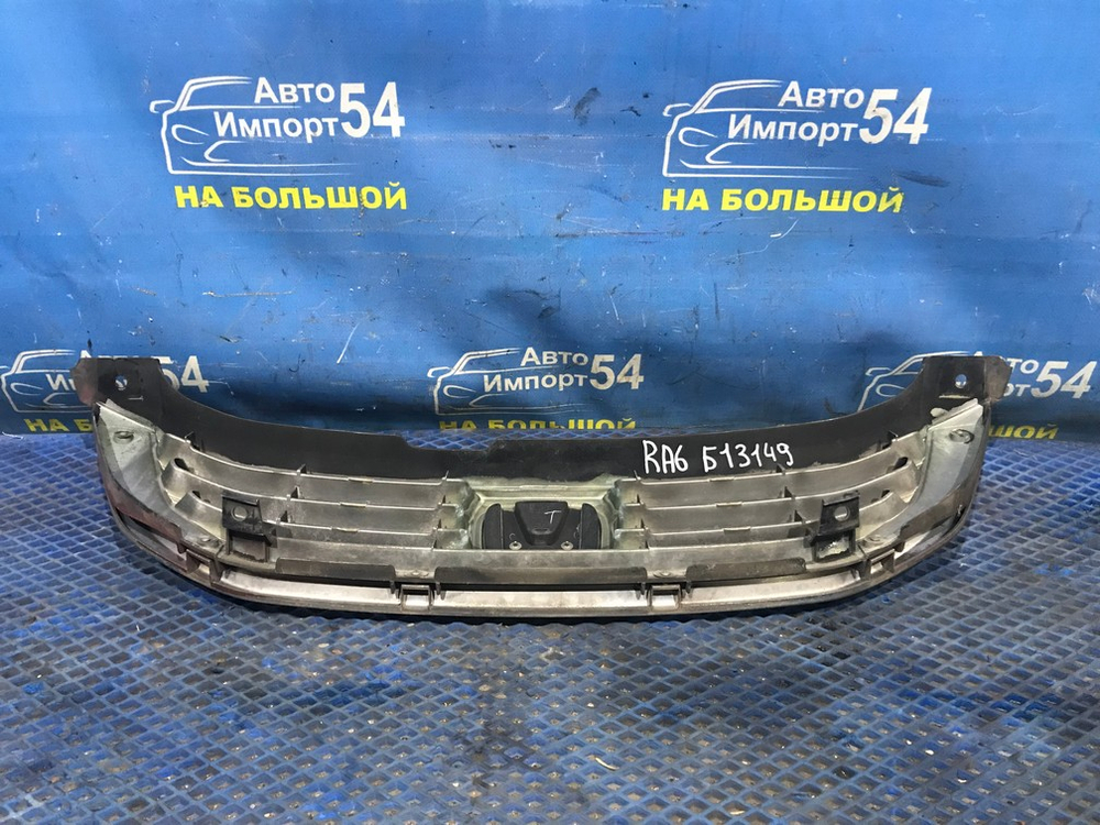 Решетка радиатора Honda ODYSSEY 2001-2004