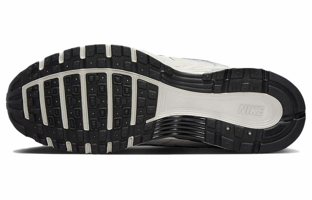 Кроссовки Nike P-6000