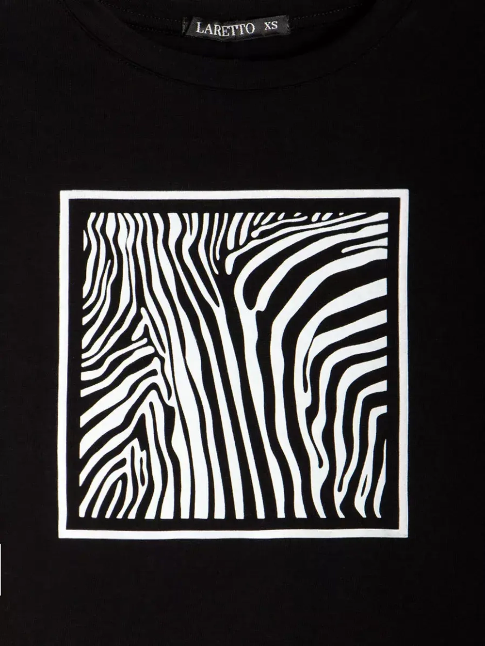 Черный лонгслив рукав три четверти