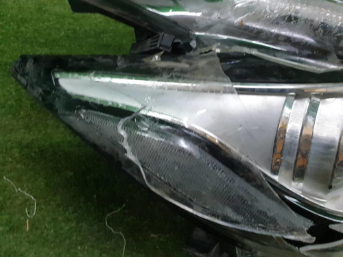 Битая Фара правая Nissan Murano Z52 (14-22) LED