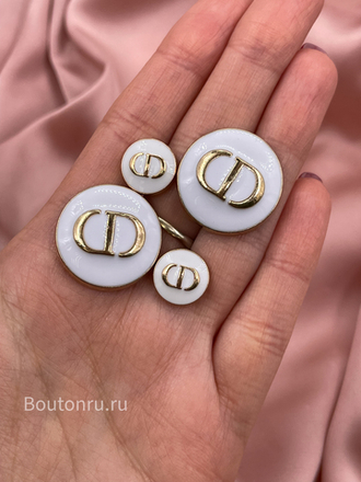Пуговицы Ди. золото белая эмаль