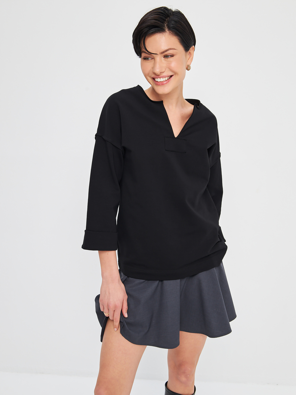 Джемпер с V-вырезом и рукавом 3/4