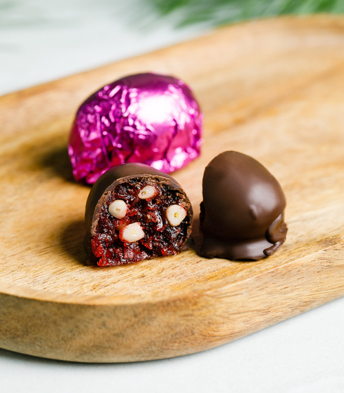 Фрукти "Брусника с Кедровым орехом" / шоколад 72% / гофрокороб / 1000 гр / Солнечная Сибирь