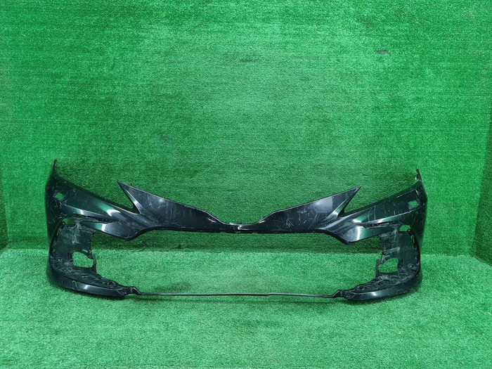 Бампер передний Toyota Camry xv70 (2020-н.в.)