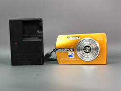 Olympus M700