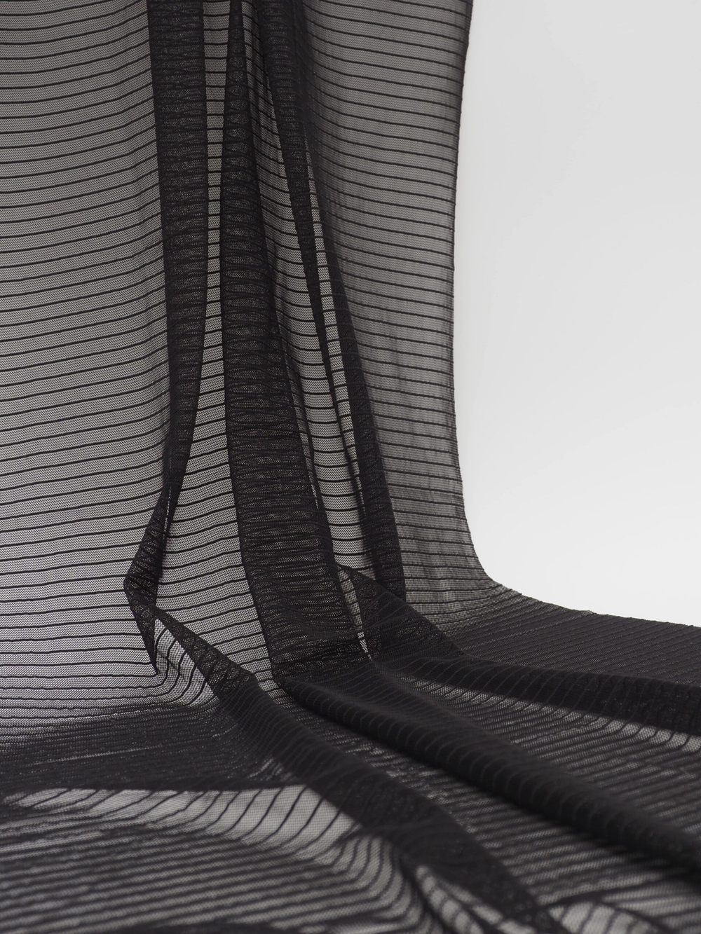 Сетка эластичная черная в полоску метражом