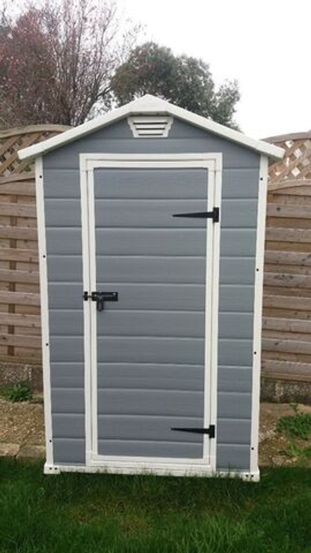 Пластиковый сарай Keter Manor 4x3