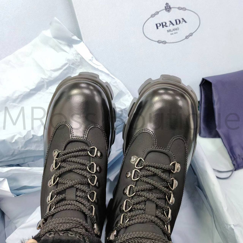 Женские зимние ботинки Prada Monolith Combat с мехом