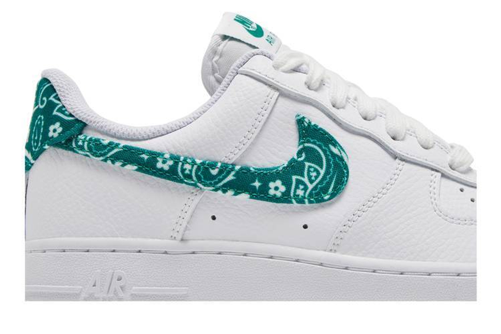 Кроссовки Nike Air Force 1 '07 Essential "Green Paisley" (Женская размерная сетка)