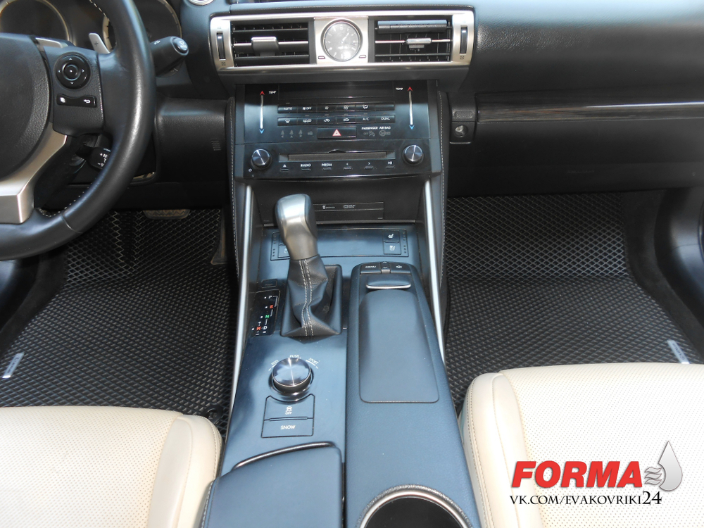 Lexus IS250 3 поколение XE30 (04.2013 - 10.2015)