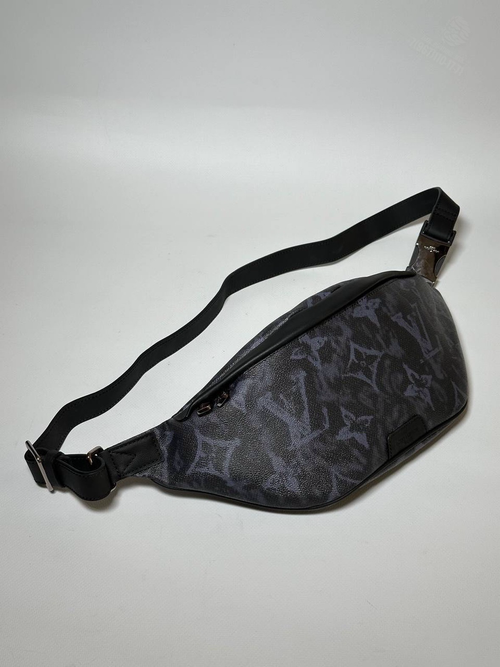 Нагрудная/поясная сумка Louis Vuitton