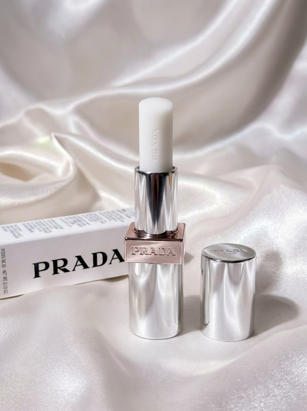 Бальзам для губ Light Glowing Lip Oil Stick оттенок U014 White прозрачный (3,8г)