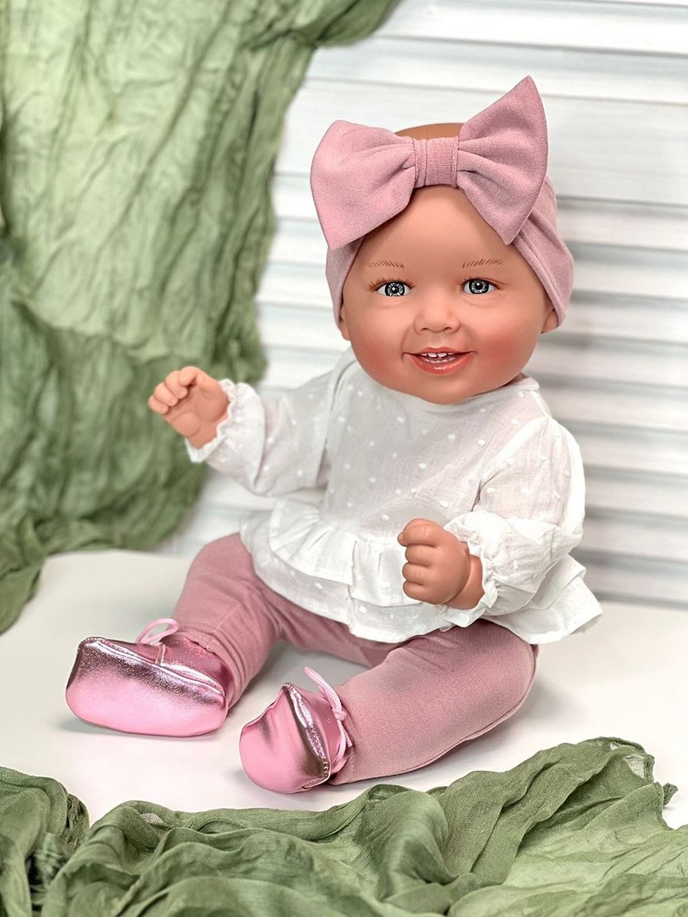 Кукла Manolo Dolls виниловая Diana 45см в пакете (8279)