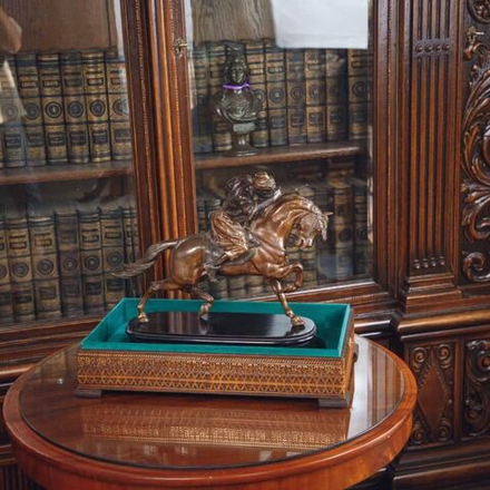 Винтаж: Бронзовая скульптура «Восточный Воин»