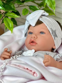 Кукла Marina and Pau 45 cм ANE мягконабивная с пледом в пакете (1240K)