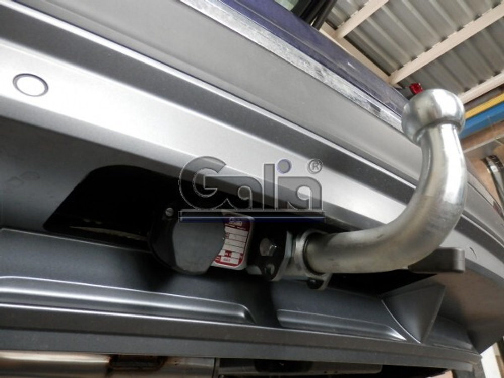 Фаркоп оцинкованный Galia V069C для Volkswagen Tiguan 2007-2016, 2016-, Audi Q3 2011-2018(паспорт и сертификат в комплекте)(без электрики)