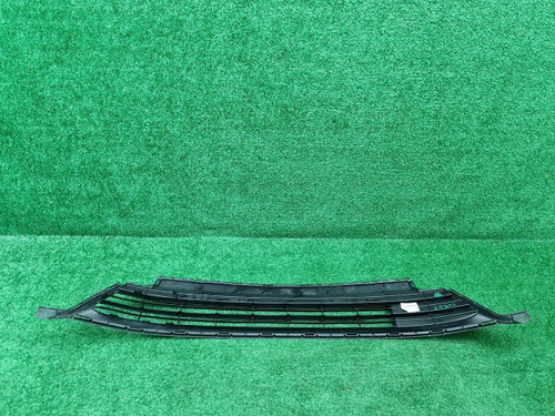 Решетка переднего бампера Toyota RAV 4 ca40 15-19