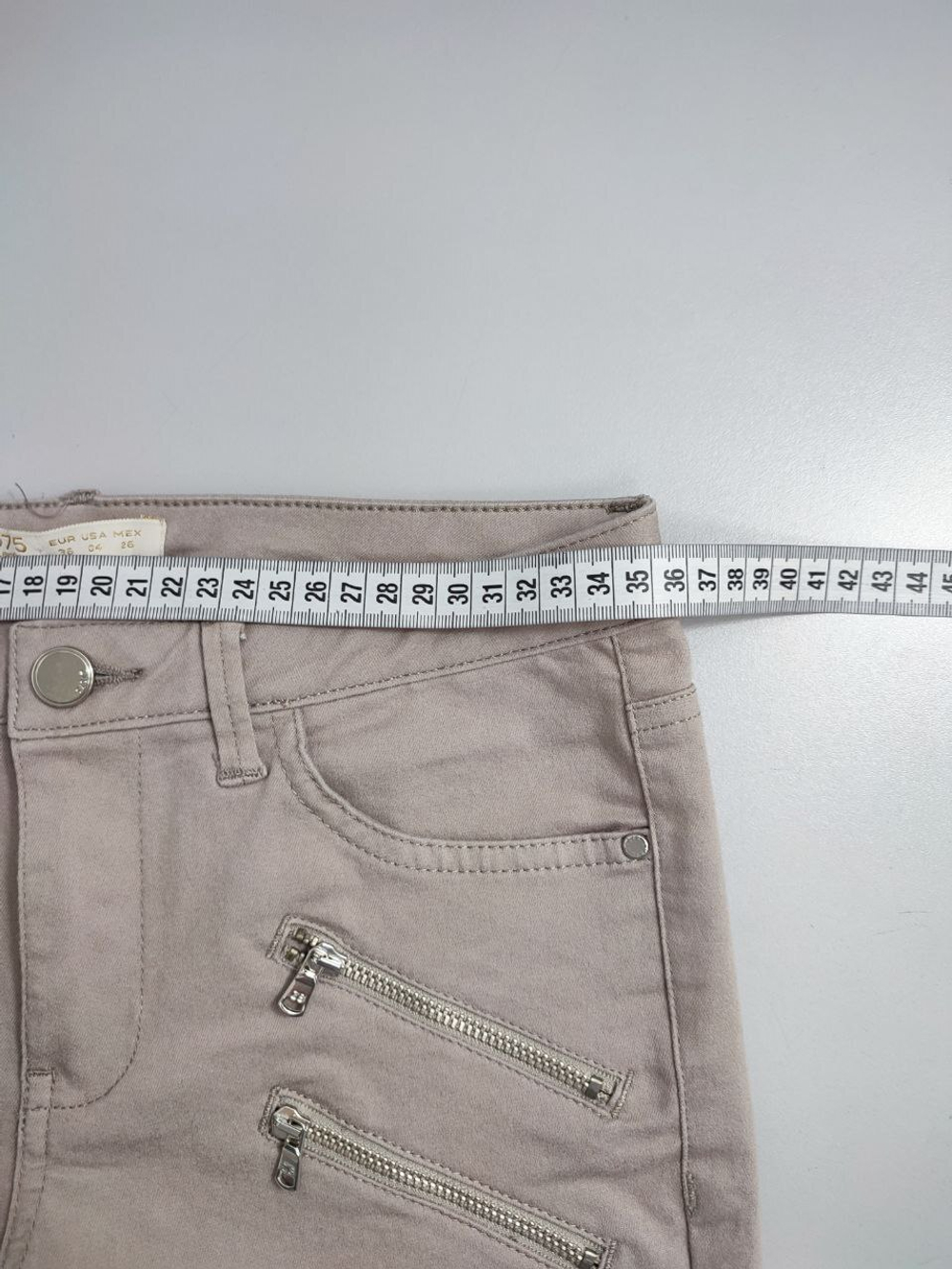 Джинсы Zara светлые 42 размер