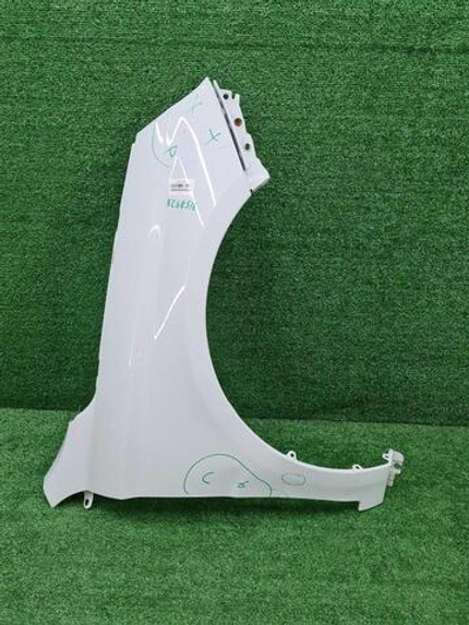 Крыло переднее правое Lada Vesta (2015-н.в.)