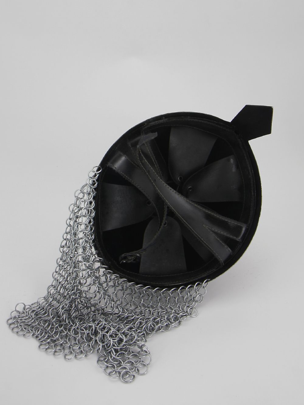 Nautical Шлем назальный с кольчужной защитой