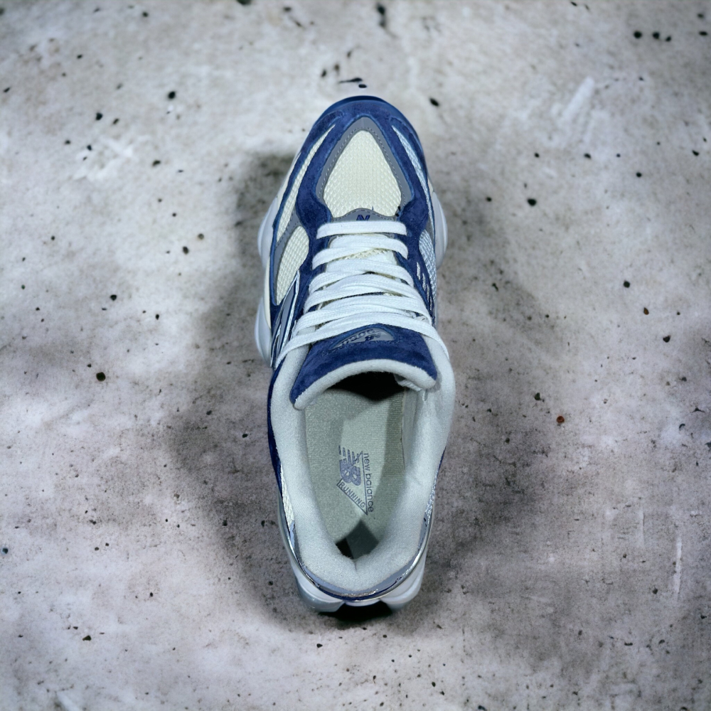 New Balance 9060 • Blue