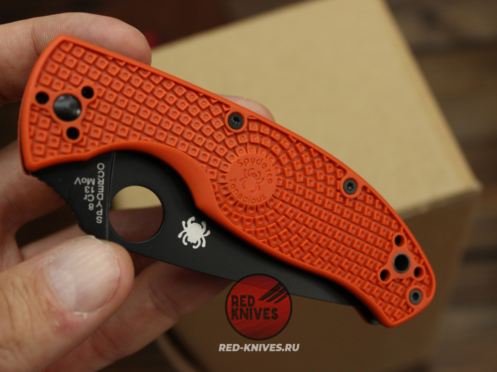 Нож Spyderco Tenacious LTW - оранж. рук., черный клинок RK-497