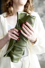 Женская зеленая сумка-шоппер из натуральной кожи