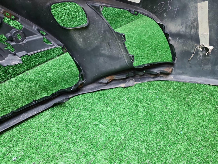 Бампер передний Lexus LS 5 (2017-2021)