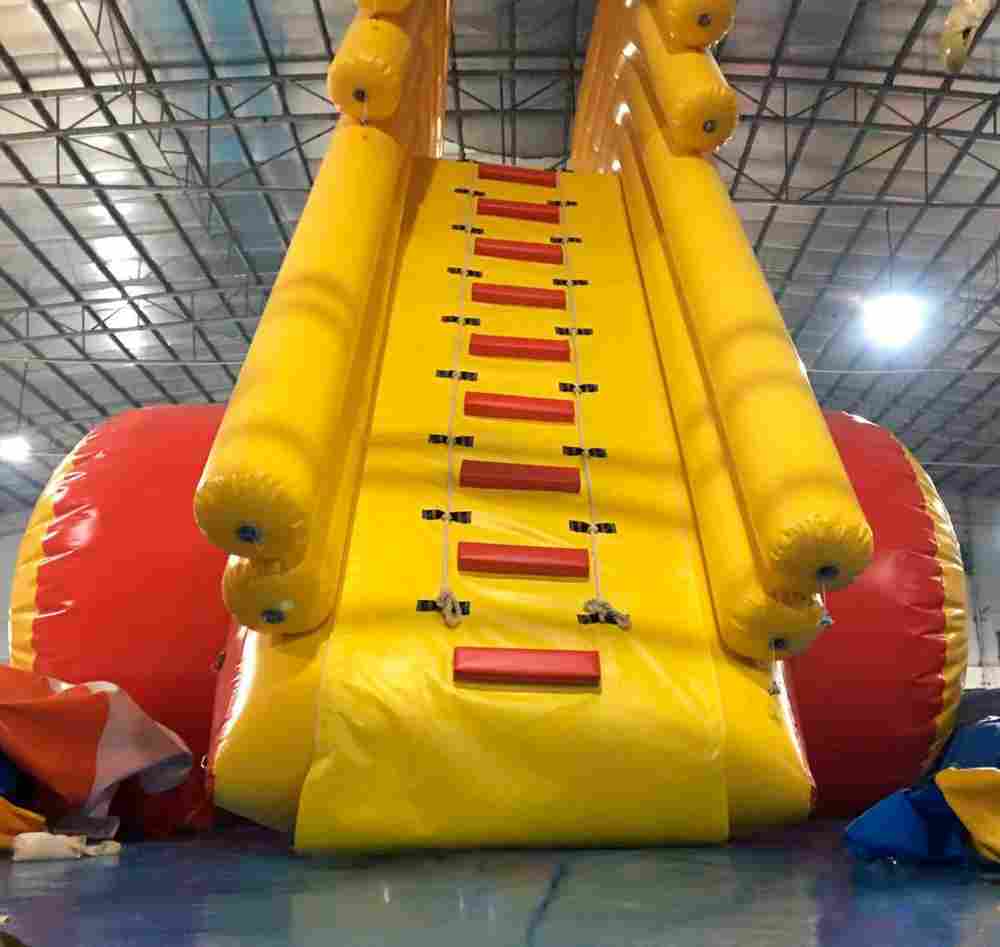 Надувная герметичная водная горка с бассейном «Лава» 12х4х5 м