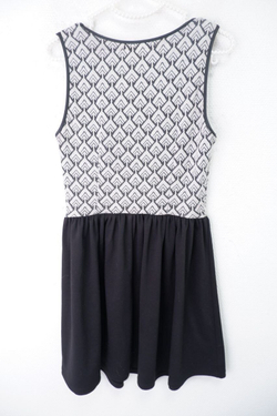 Платье Befree интересное 46 размер