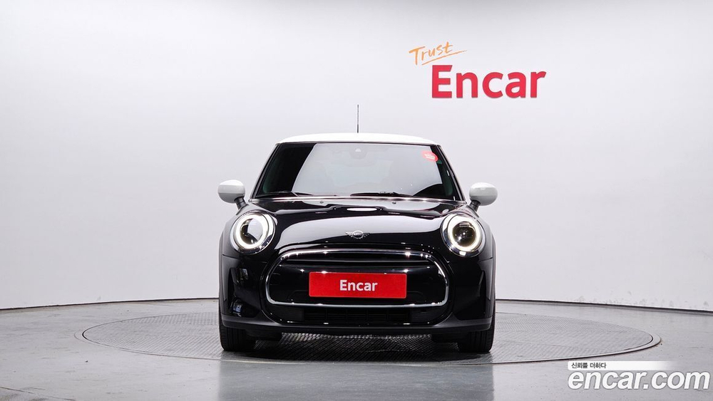 Mini Cooper Classic (09.2022)
