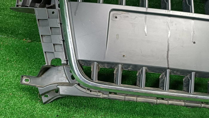 Решетка радиатора Audi Q3 1 8U (2011-2014)