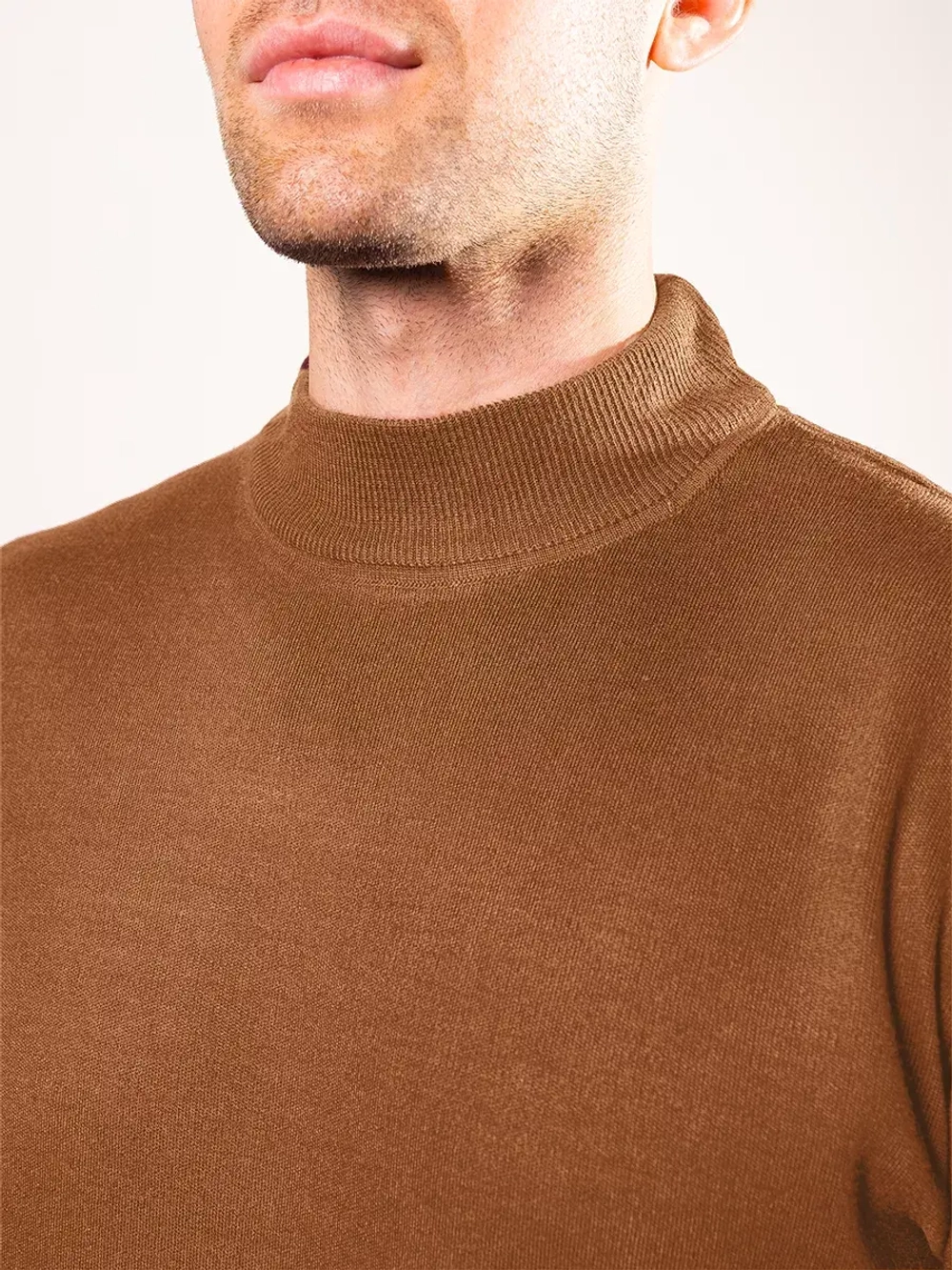 Джемпер однотонный базовый