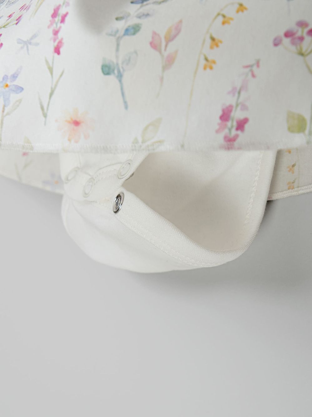 Платье-боди с крылышками "Акварельные цветы" 0+