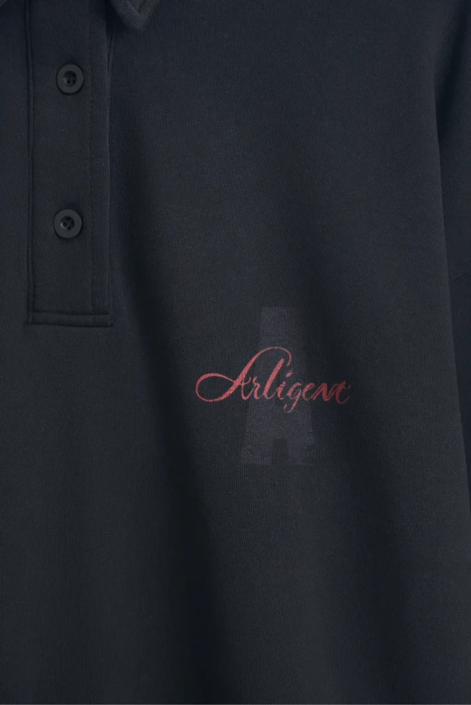 Свитшот с воротником поло