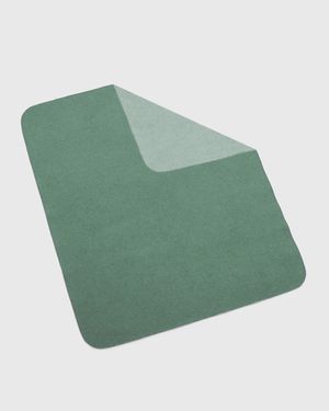 Зелёная салфетка для очков