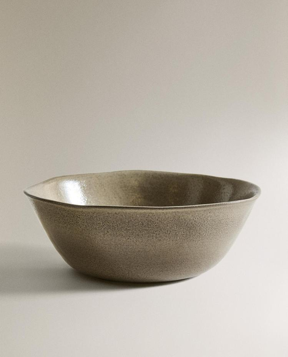 ZARA HOME САЛАТНИЦА С РЕЛЬЕФНЫМИ КРАЯМИ, ЗЕЛЕНЫЙ