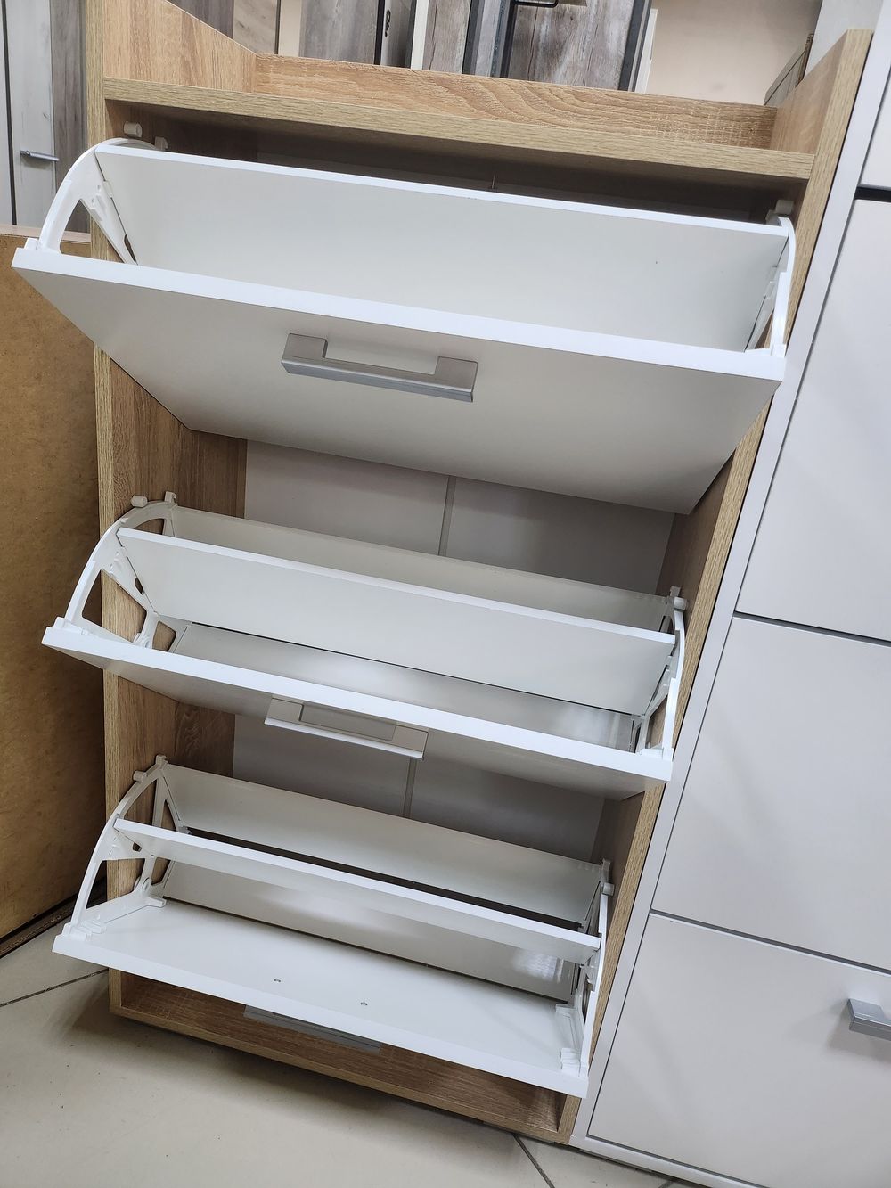 Виго-1 Обувница