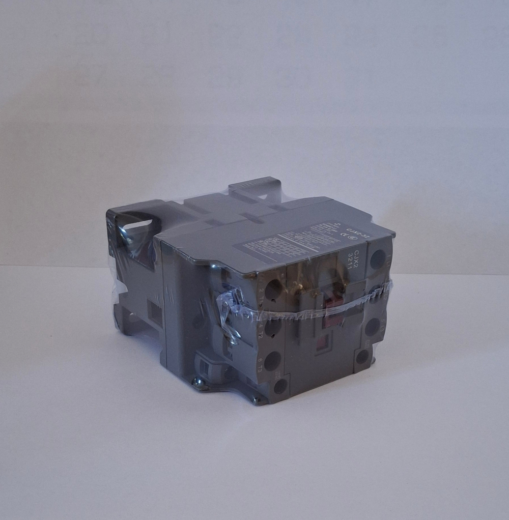 Переключатель кулачковый 32A 3P Serta Master