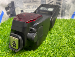 YongNuo Speedlite YN685 for Canon Покупка/Продажа