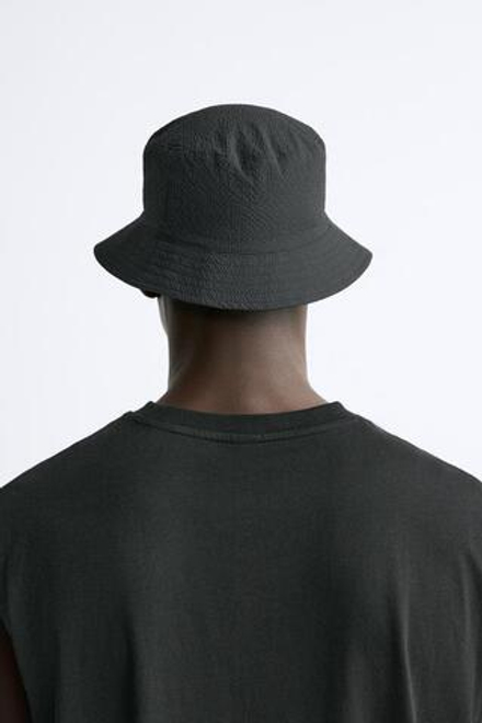 ZARA ПАНАМА С РЕЛЬЕФНЫМ УЗОРОМ, ЧЕРНЫЙ